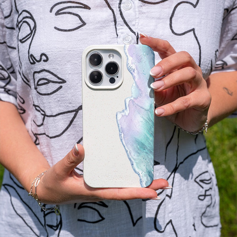 Biologisch abbaubare Handyhülle Google Pixel 9 / 9 Pro Bluehour — kompostierbar — in der Hand