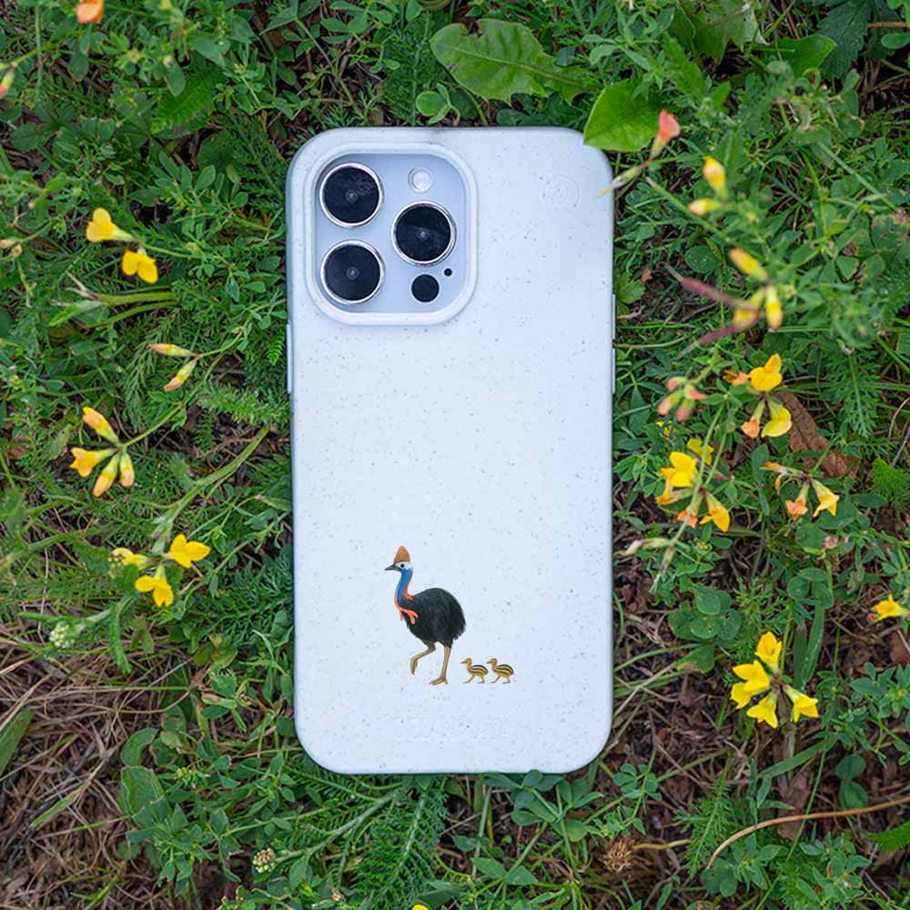iPhone 13 mini Hülle - Cassowary weiß - "CassowaryStroll" - nachhaltig