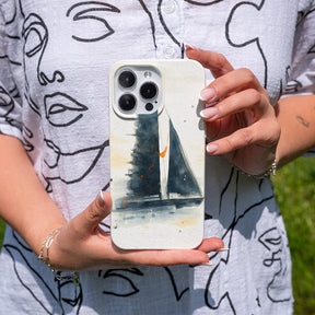 iPhone 16 pro Hülle - Segeln weiß - "Golden Horizon" - nachhaltig