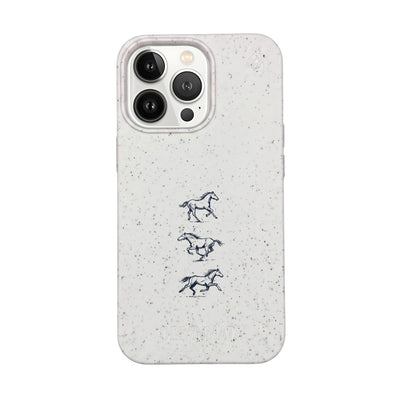 iPhone 13 pro Hülle - Pferd weiß - "wild" - nachhaltig